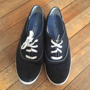Black Keds size 11